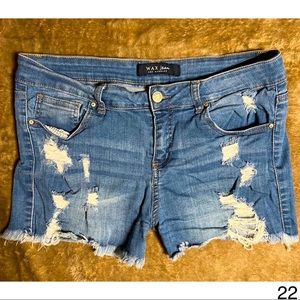 Wax Jean Shorts Distressed and Light Washed (L)